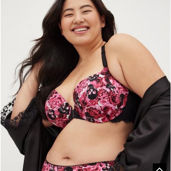 Torrid Curve Skulls and Roses Perfect T-Shirt Front-Close Bra 40H - Picture 1 of 9